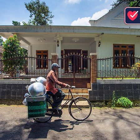 Omah Etam Villa Blaburan Ngoại thất bức ảnh